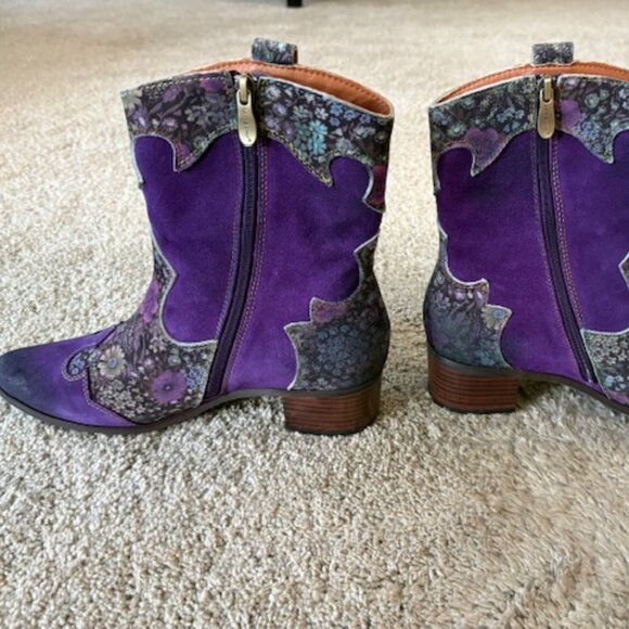 L'ARTISTE LADYLUCK WESTERN BOOTIES IN BOX. HARD TO FIND SZ 41 (US 10).Wore Once. - Picture 4 of 8